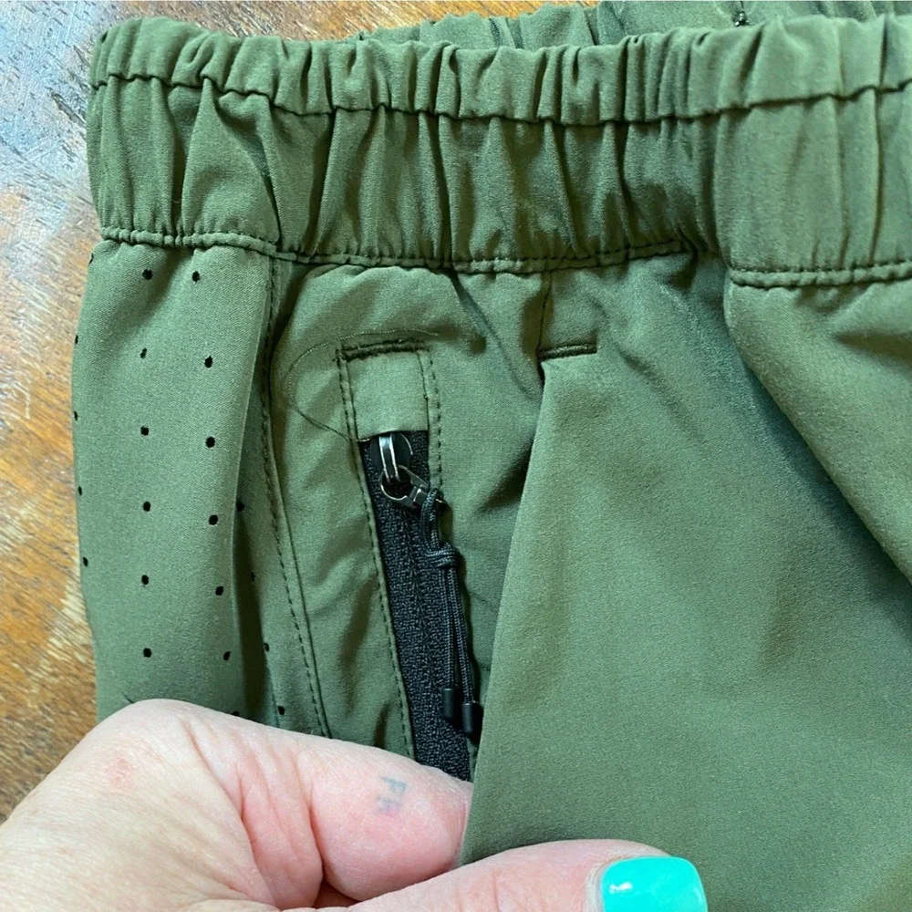 REI Co-op Mens Olive Green 7 Inch Inseam Lined Active Hiking Shorts Small